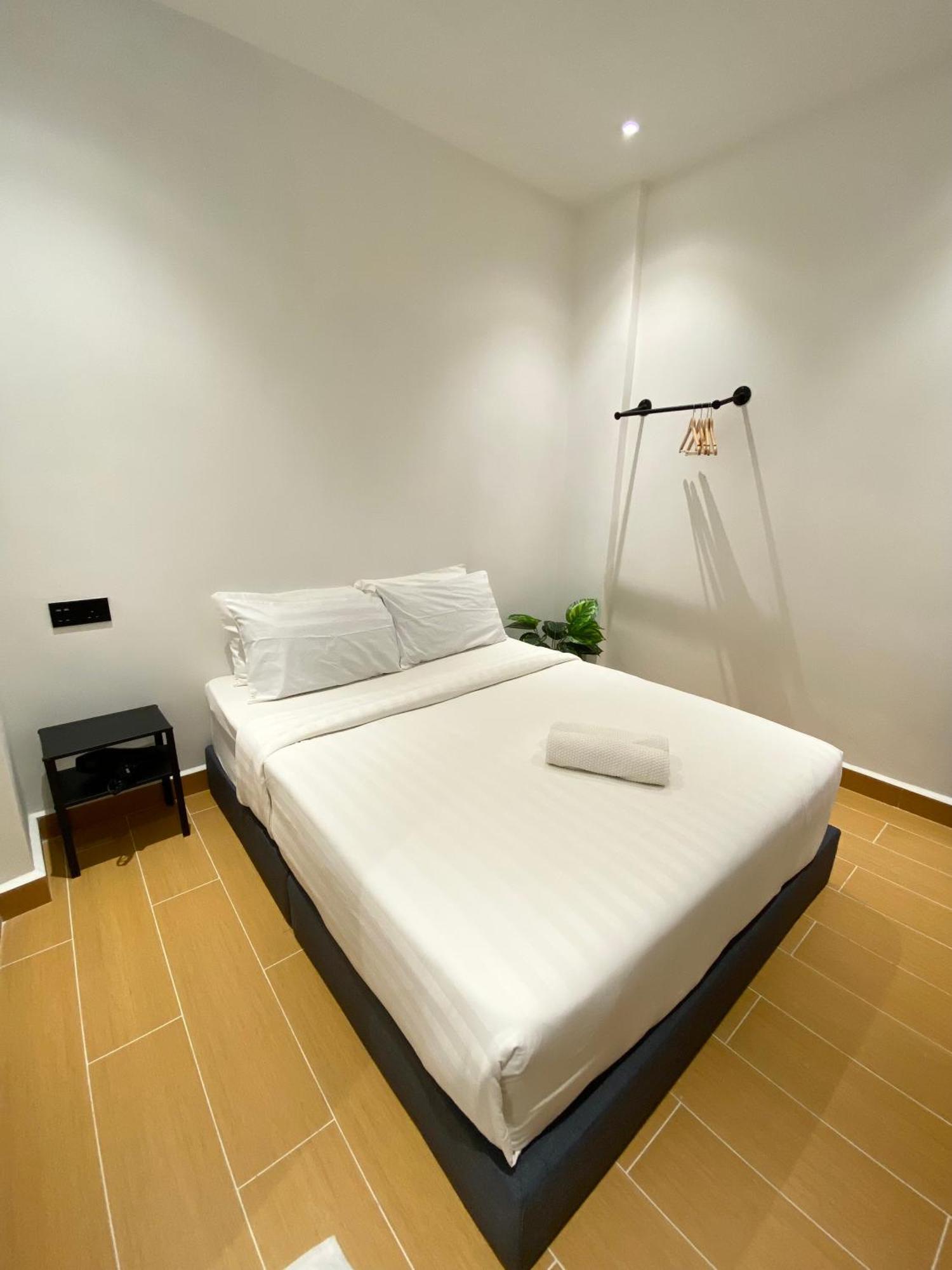 Hotel The 6N By Sky Hive George Town Exterior foto